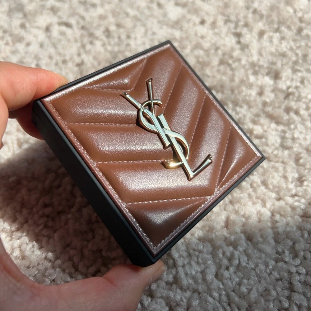 YSL All hours hyper bronze. 01